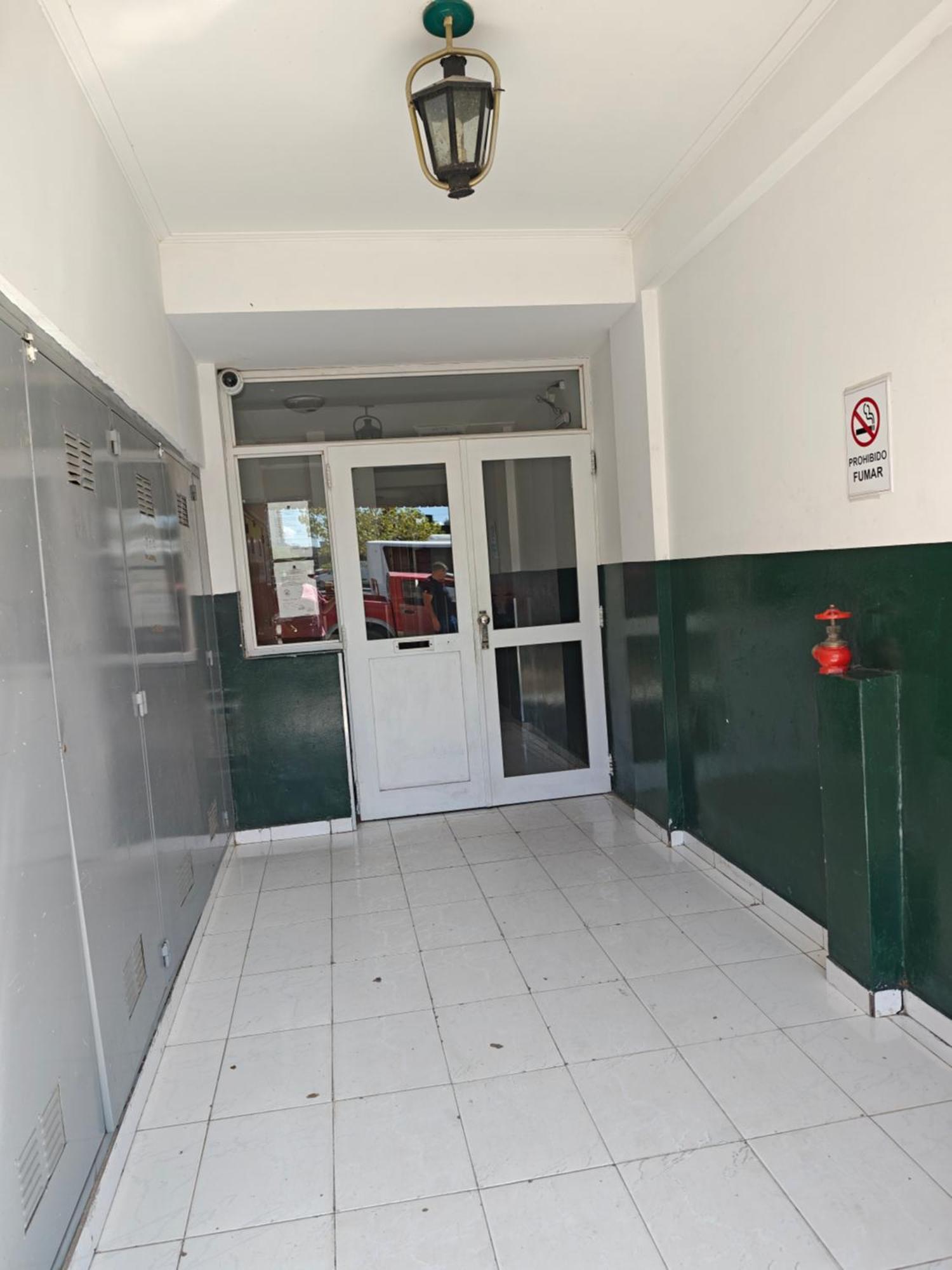 Acogedor Monoambiente Con Parking Apartment Neuquen Bagian luar foto
