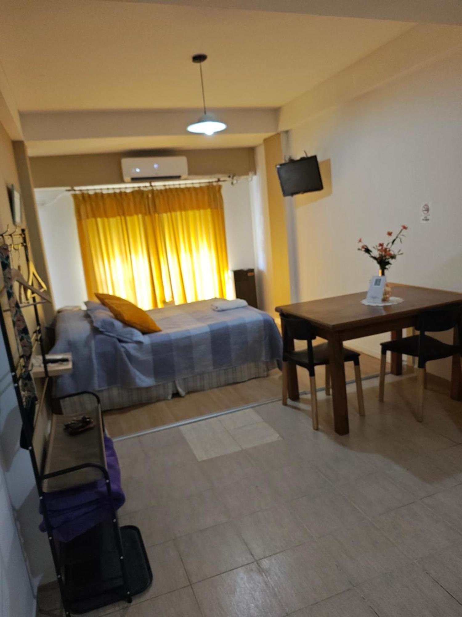 Acogedor Monoambiente Con Parking Apartment Neuquen Bagian luar foto