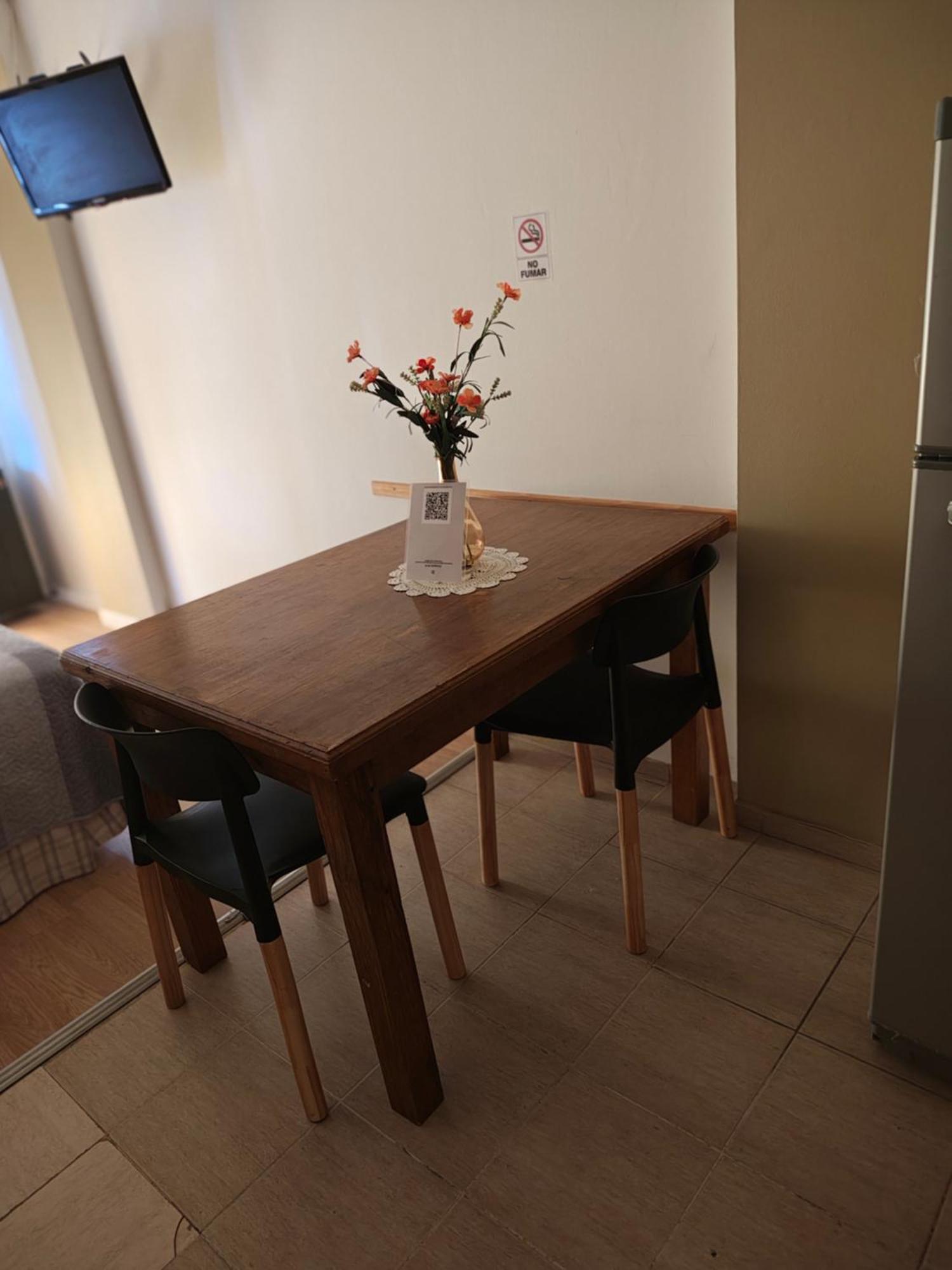 Acogedor Monoambiente Con Parking Apartment Neuquen Bagian luar foto